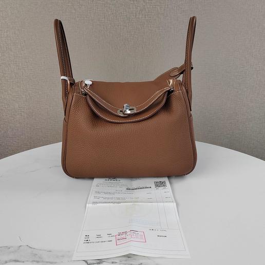 Hermes爱马仕lindy26金棕银扣TC皮U刻
成色:99新  配件:全套带票