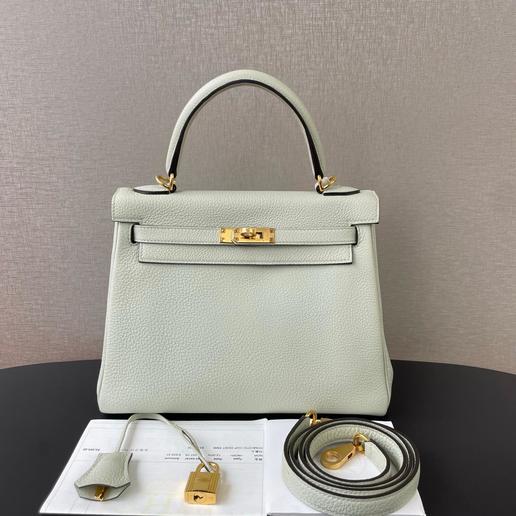 Hermes爱马仕kelly25冰晶灰金扣Togo皮B刻
成色：闲置 配件：全套带票