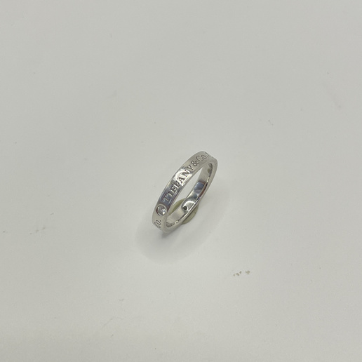 蒂芙尼 铂金字母窄版三钻戒指 49码 无配件 大T